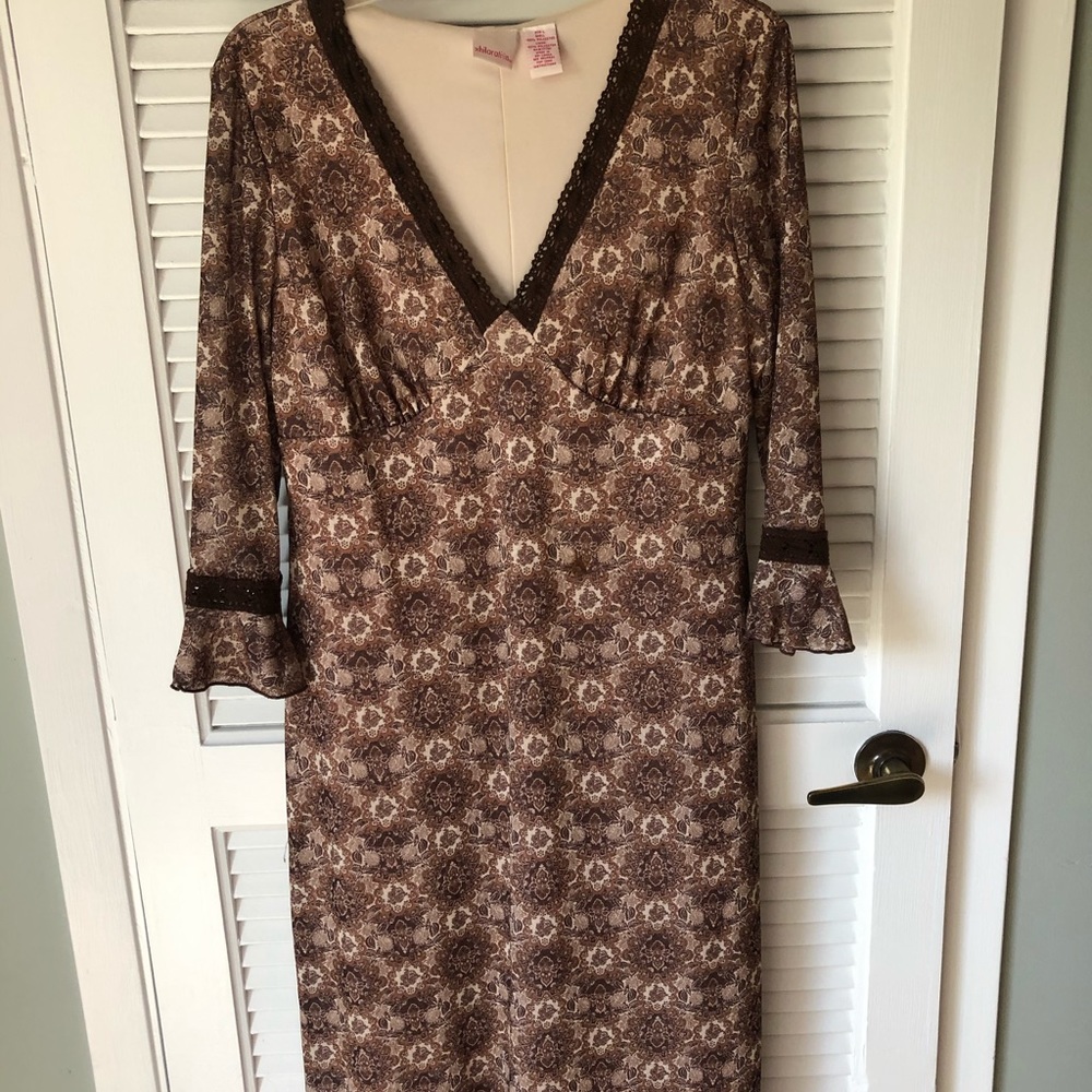 Xhilaration brown dress